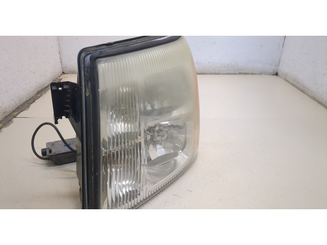 Фара передняя  Cadillac Escalade 2 2000-2006 левая 