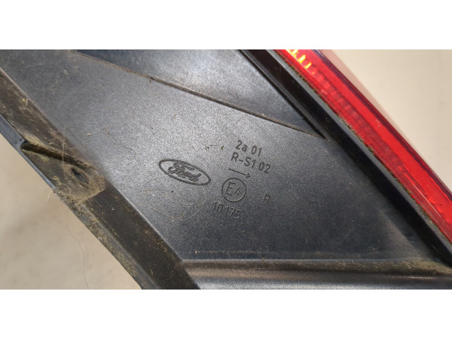 Задний фонарь        Ford Focus 2 2005-2008 