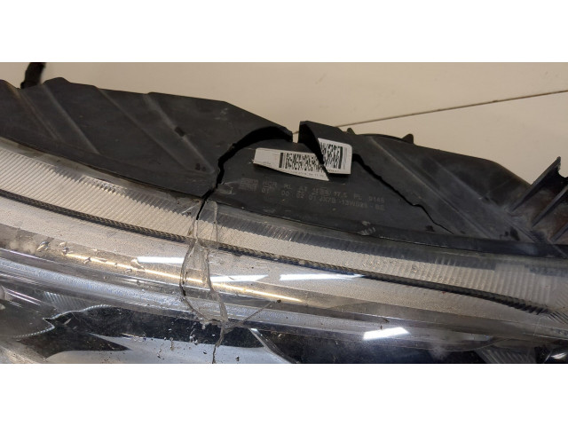 Фара передняя Ford Focus 4 2018- правая