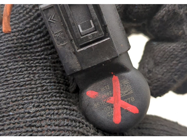 Форсунка топливная Volkswagen Golf 6 2009-2012 03L130277S