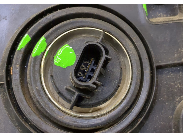 Фара передняя  Ford Mustang 2005-2009 левая 