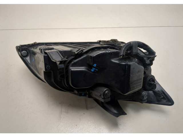 Фара передняя Ford Focus 2 2005-2008 левая