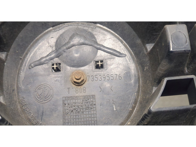 Решетка радиатора  Fiat Doblo 2005-2010          