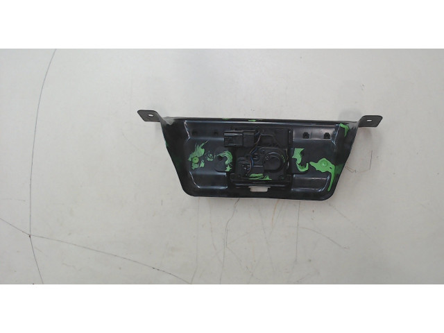Замок багажника  Chevrolet Equinox 2005-2009       