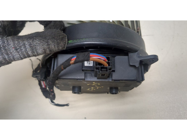 Моторчик печки Audi A6 (C7) 2011-2014 4H1820021B, 0160701265 4H1820021B, 0160701265