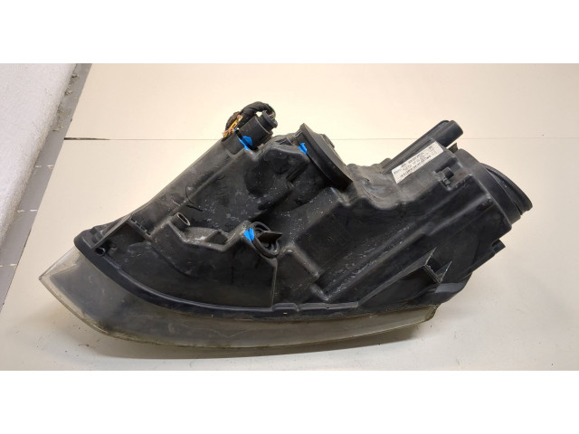 Фара передняя  Volkswagen Polo 2009-2014 правая 