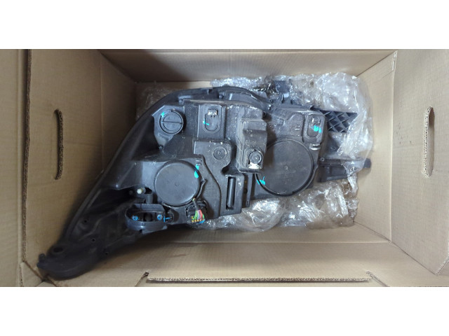 Фара передняя  Citroen C4 2010-2020 правая 