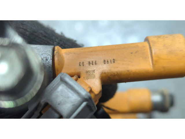 Форсунка топливная Daihatsu Terios 2 2006-2018