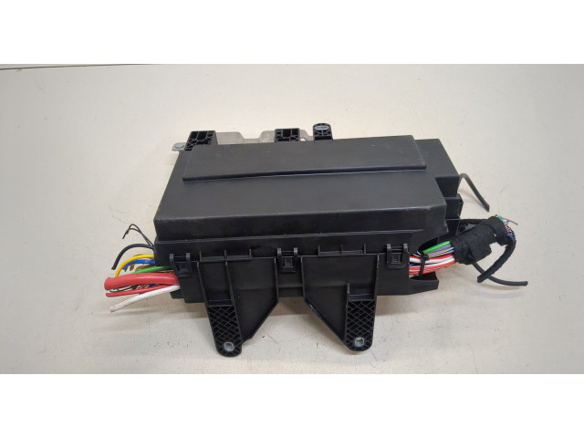 Блок предохранителей Jaguar XE 2015-