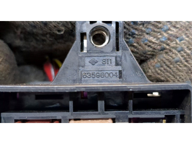 Блок предохранителей Skoda Rapid