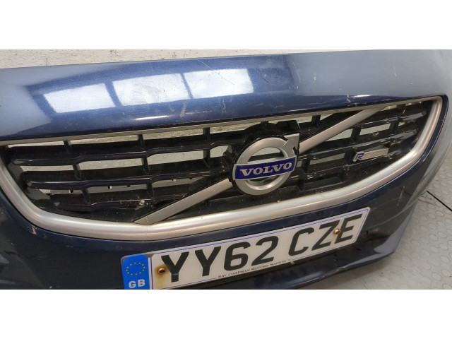 Бампер Volvo V60 2010-2018 передний
