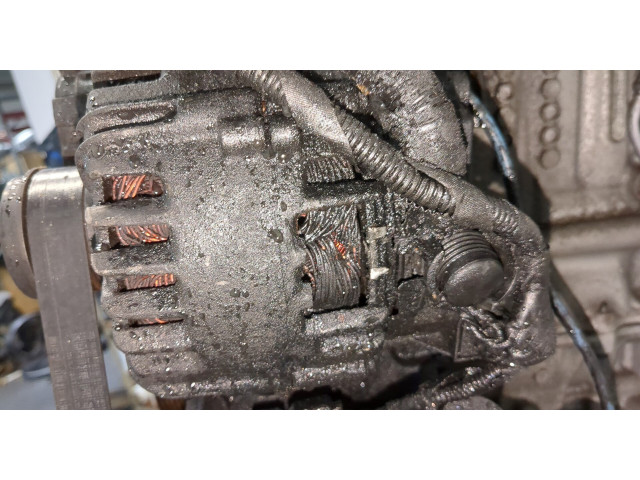 Клапанная крышка двигателя ДВС  Ford C-Max 2010-2015 1.6     