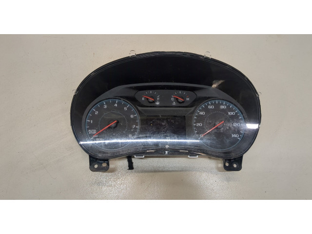 Панель приборов  Chevrolet Equinox 2017-       84424074     