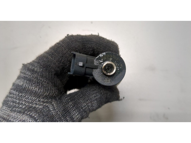 Форсунка топливная Citroen C4 Picasso 2013-2016 0445110340