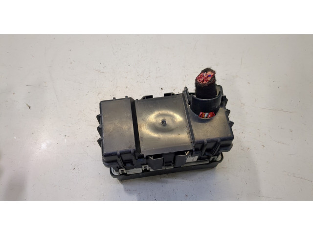 Блок предохранителей  Chevrolet Equinox 2017-         