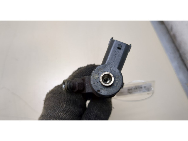 Форсунка топливная  Opel Combo 2001-2011    93169113, 0445110083     