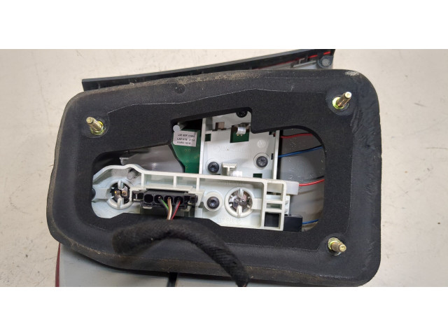 Задний фонарь          