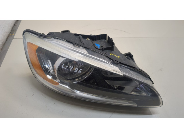 Фара передняя  Volvo S60 2010-2018 правая 