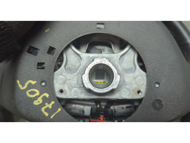 Руль  Cadillac SRX 2009-2016           23357778