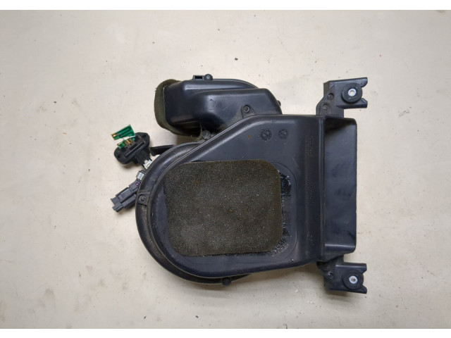 Моторчик печки  Saab 9-7X 89018747    89018747   