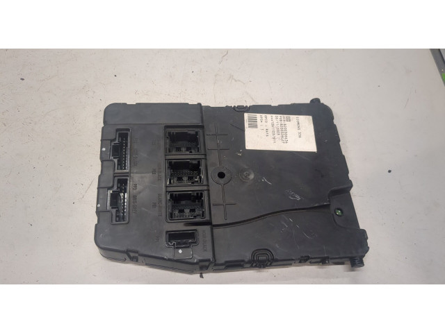 Блок комфорта  Renault Megane 2 2002-2009          