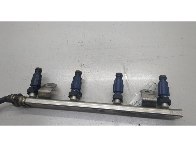 Форсунка топливная  KIA Ceed 2007-2012    353102B000, 353402B010     