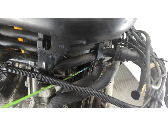 Форсунка топливная  Volkswagen Passat 5 2000-2005         