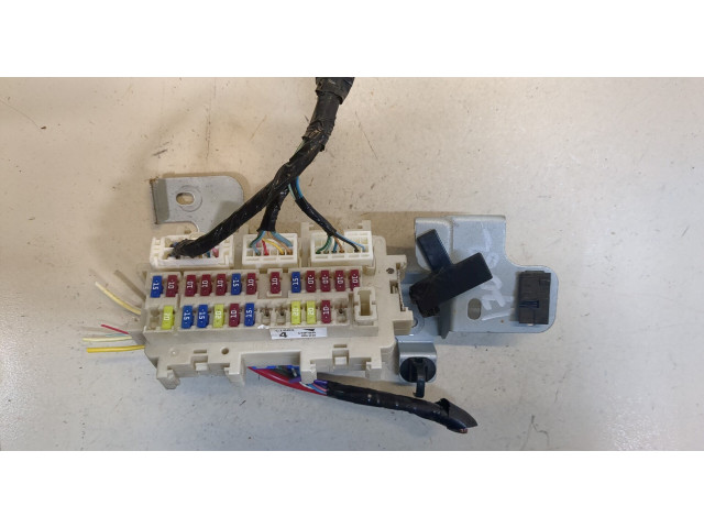 Блок предохранителей Infiniti G 2006-2013