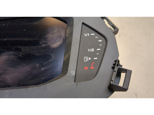 Панель приборов Audi Q3 2018-