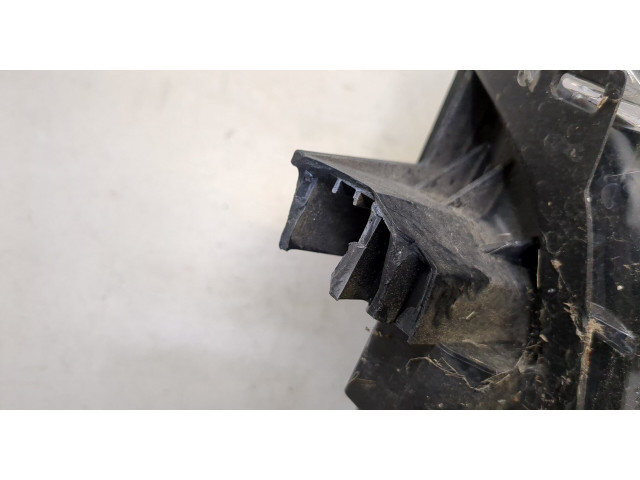 Фара передняя Toyota RAV 4 2015-2019 левая