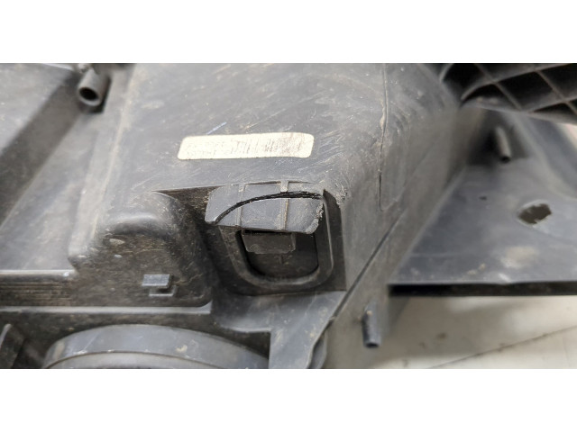 Фара передняя  Citroen C4 2010-2020 правая 