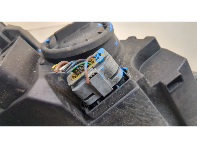 Фара передняя Mercedes C W204 2006-2015 левая