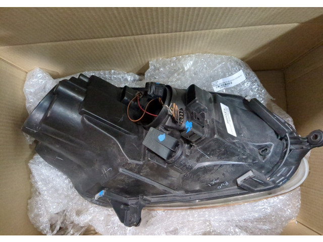 Фара передняя Volkswagen Golf 5 2003-2009 левая