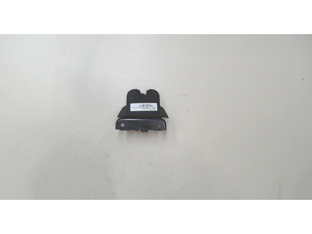 Замок багажника  Audi A4 (B6) 2000-2004       