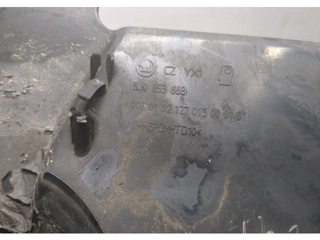 Решетка радиатора  Skoda Fabia 2007-2010          