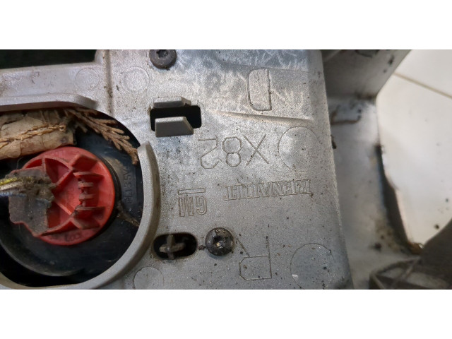 Задний фонарь          