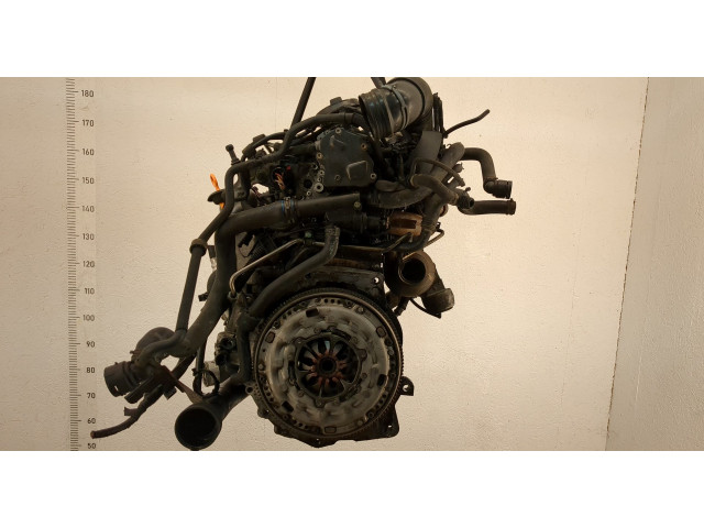 Форсунка топливная Volkswagen Golf Plus 038130073AG