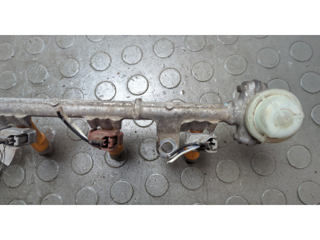 Форсунка топливная Daihatsu Terios 2 2006-2018