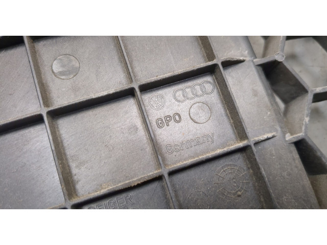 Вентилятор радиатора  Skoda Fabia 2007-2014           