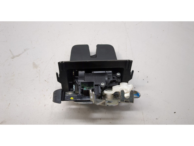 Замок багажника Skoda Octavia (A7) 2013-2023