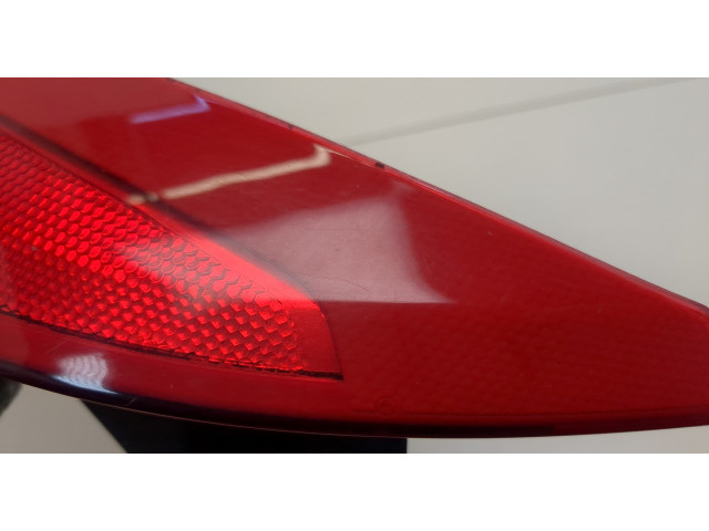 Задний фонарь          