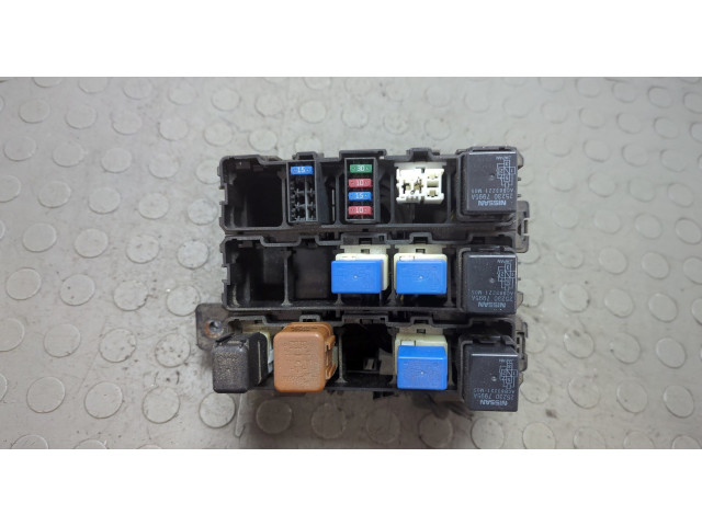 Блок предохранителей  Infiniti QX56 2010-2013         