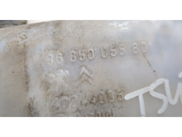 Бачок омывателя  Peugeot 5008 2009-2016    