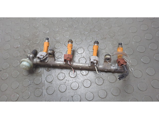 Форсунка топливная Daihatsu Terios 2 2006-2018