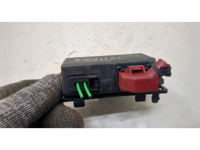 Блок комфорта  Audi Q3 2011-2014      8U0907468AC  