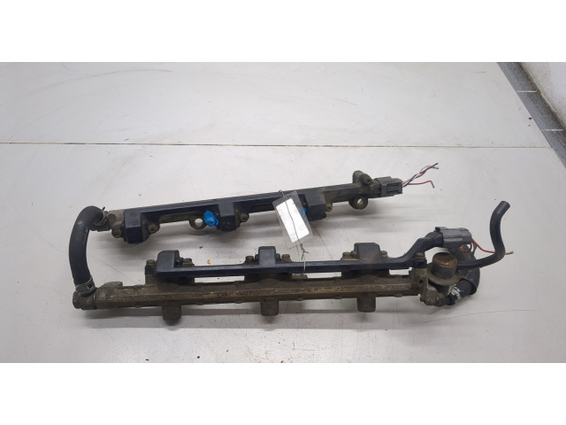 Форсунка топливная Mazda 626 1992-1997 KL0113250