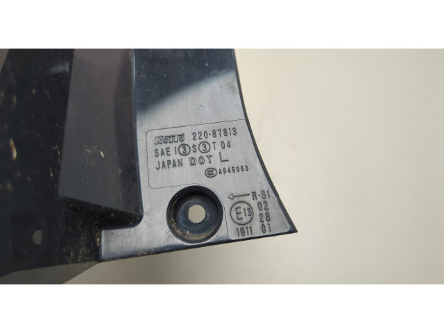 Задний фонарь 8330A379