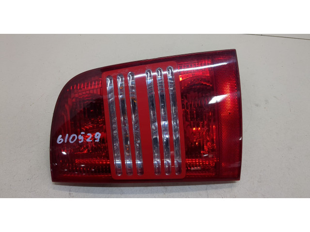 Задний фонарь 1U9945112B