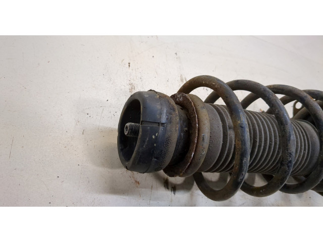 Стойка амортизатора Skoda Octavia Tour 2000-2010 1J0413031S, 1J0411105AA