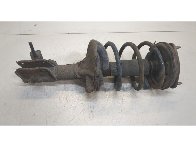 Стойка амортизатора Mitsubishi Carisma MR369111MR913502 1.6 бензин